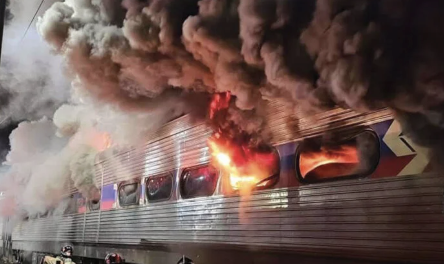 费城交通大危机!SEPTA 225辆列车被紧急叫停,全线延误、取消不断!