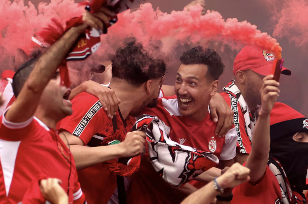 2026 世界杯来美看球？持票球迷能直接插队办理美签！费城迎 6 场世界杯、新泽西决赛压轴！