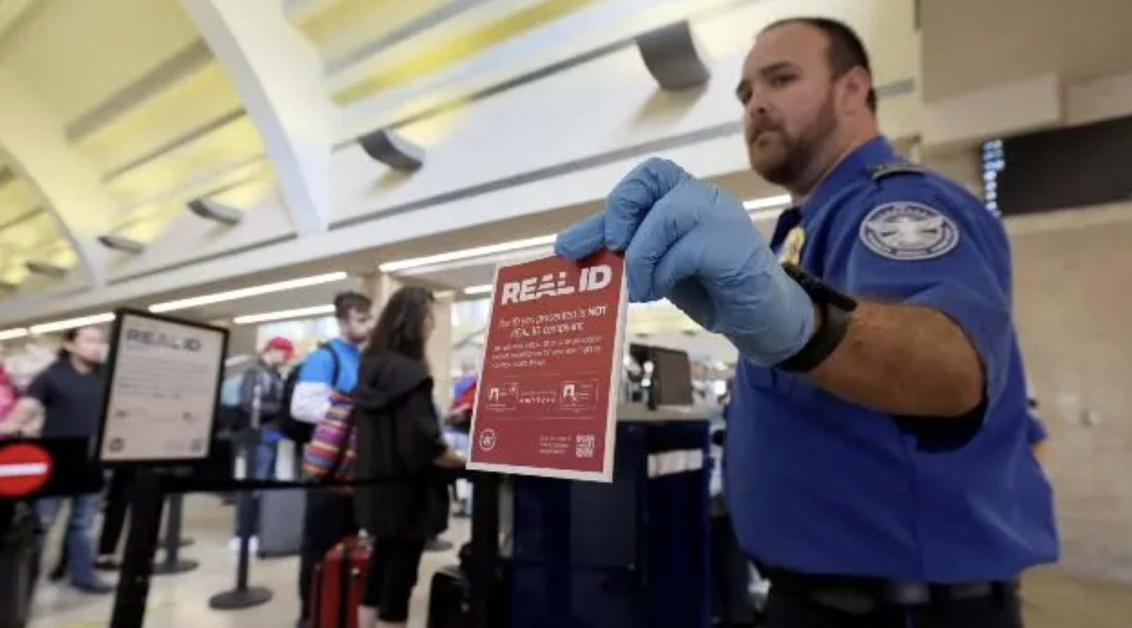 美国机场新规:没有Real ID?交45美元再说!