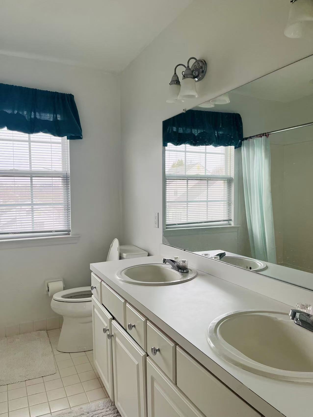 费城郊区Newtown 高端社区 · 雅房出租 | $900包水电煤网,拎包入住