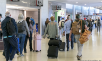 费城国际机场预计，今年圣诞元旦假期极其繁忙，将有近110万名旅客