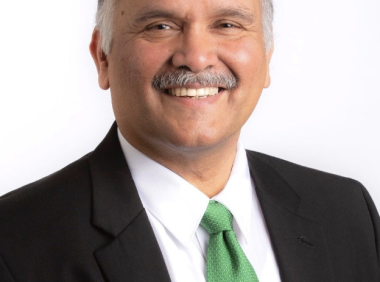 天普大学任命药学院新院长