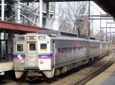 费城SEPTA年年处于亏损状态,运营支出高于收入4.5倍