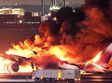 日本东京羽田机场相撞事故已致5人死亡