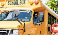 《华盛顿邮报》:全美校车司机短缺,费城付钱给家长开车接送孩子,LM学区大力招校车司机