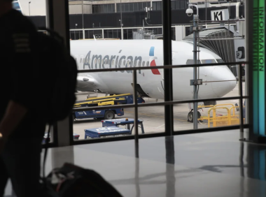 美国航空新政策：提高行李费，通过旅行网站预定不再获得里程