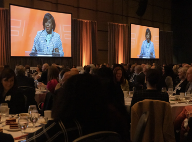 费城市长呼吁商界领导让员工重返办公室