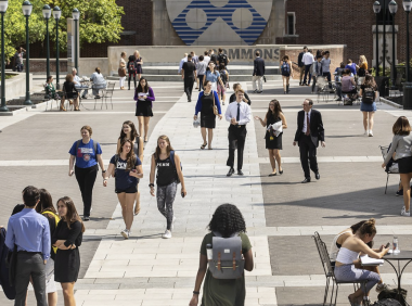 宾大将学费上调3.9%至60,920美元