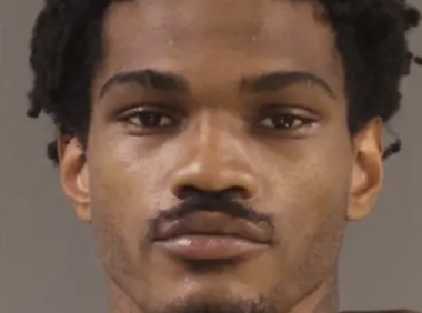 费城男子因杀害其男友并焚尸被判终身监禁