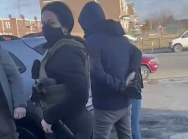 ICE突袭费城洗车场,7个非法移民被捕