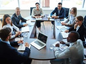 你该用哪种公司名义在美国投资房产？LLC、S Corp、还是合伙企业？全解析