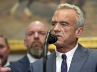 全球抢着研究mRNA,美国却踩刹车?5亿美元mRNA经费被砍!宾大却独善其身!背后真相曝光