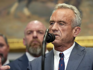 全球抢着研究mRNA,美国却踩刹车?5亿美元mRNA经费被砍!宾大却独善其身!背后真相曝光