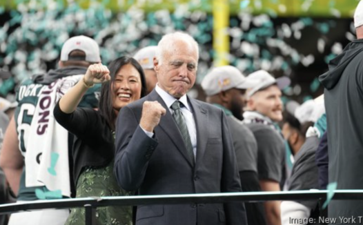 今晚8:20!费城老鹰 vs 达拉斯牛仔!卢里30年打造强队之路:老鹰如何从平庸到NFL标杆?