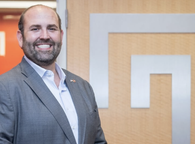 从天普大学“被拒学生”到“最大捐赠人”!14年后他兑现诺言,豪捐5500万美元!