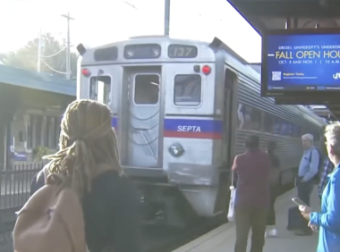 费城交通大危机!SEPTA 225辆列车被紧急叫停,全线延误、取消不断!