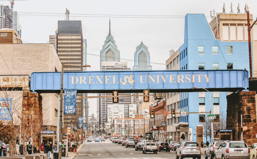 震惊！德雷塞尔大学新生暴跌19%！国际生骤降36%！部分宿舍与食堂都关闭了！