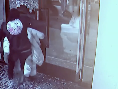 最安全的好区,也被盯上了!费郊Suburban Square 的 Lululemon 为什么一再被抢?