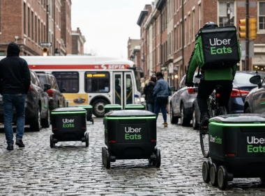 费城街头新景象：移动“冷藏箱送餐小哥”闪亮登场，Uber Eats机器人配送上线！免小费！
