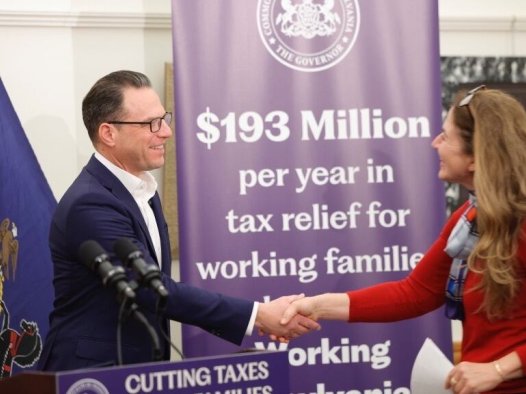 宾州50年来最大工作家庭减税！ 94万人可拿现金退税，最高$805！不欠税也可以拿钱！